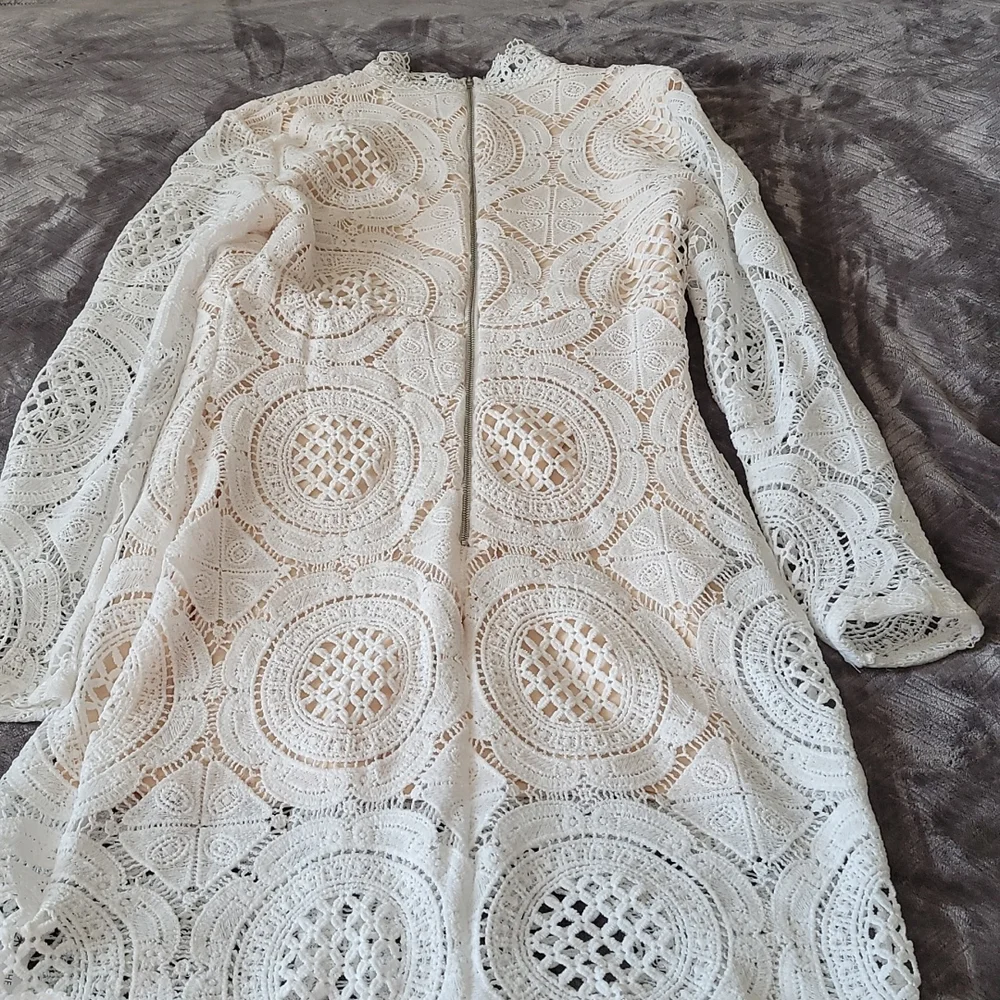 Dress - Picture 3 of 6